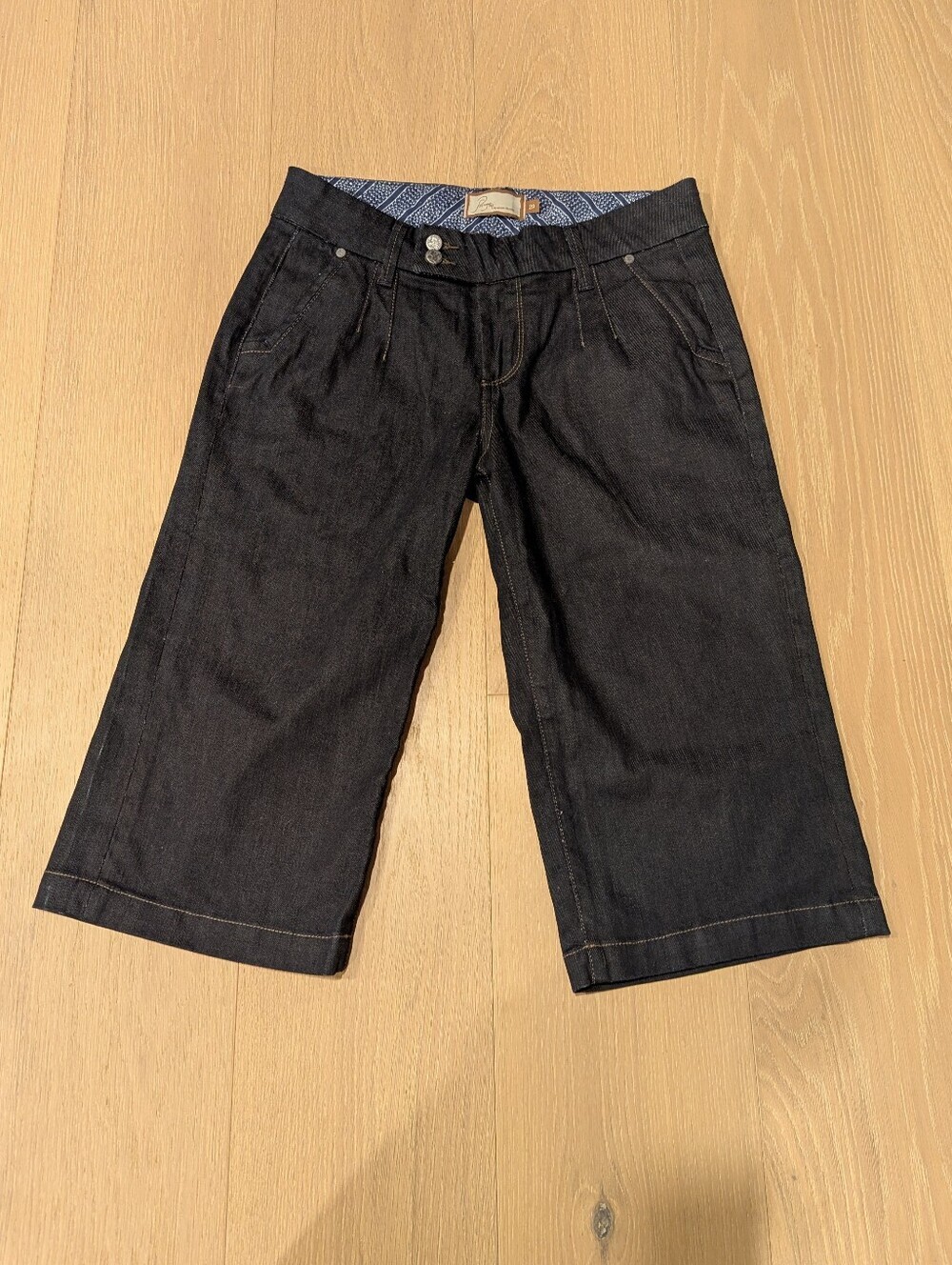 Low-rise Retro Jorts